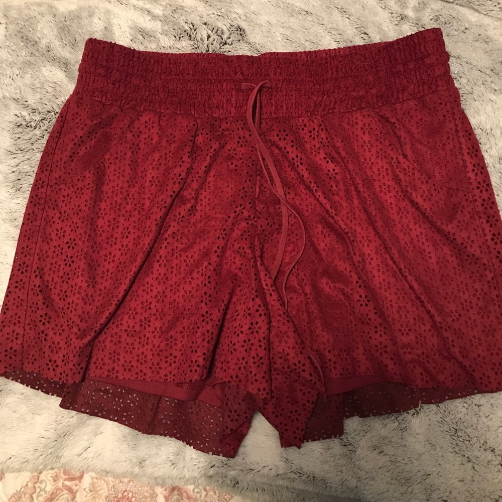 maroon shorts